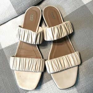 Lewit sandal slide